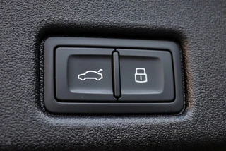 Audi Q5 2.0 e-hybrid quattro S Line Pano l 360 Camera l Nwe Model / 14