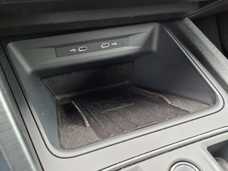 CUPRA Leon Sportstourer 1.4 e-Hybrid PHEV 245pk VZ * Navigatiesysteem * AUTOMAAT * Stoelverwarming * Virtual Cockpit * / 37