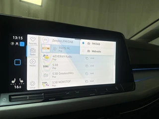 Volkswagen Golf 1.0 TSI 110pk Life Sfeerverlichting Navigatie Camera App-Connect / 26
