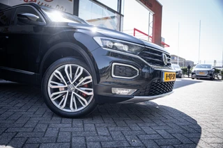 Volkswagen T-Roc 1.5 TSI Sport | Climate | Navi | Cruise | Camera | PDC / 19