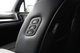 Kia Sorento 1.6 T-GDi Plug-in Hybrid 4WD ExecutiveLine 7p Nieuw en Direct leverbaar! - - Stoel/Stuurverwarming - 1700kg trekgewicht - Apple Carplay - Android Auto - Panorama Dak - - Fabrieksgarantie tot 2033 / 42