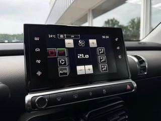 Citroën C4 Cactus 1.2 PureTech Business Automaat Trekhaak Cruise Control Park. Sens. Achter / 24