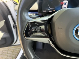 BMW i5 Touring eDrive40 Business Edition 84 kWh | SOH 96% | Pano | BTW | / 12