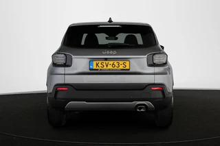 Jeep Avenger 1.2 e-Hybrid Summit Keyless 360-Camera Camera JBL Apple CarPlay / 14