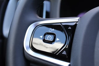 Volvo XC60 2.0 T6 Plug-in hybrid AWD Ultimate Black Edition  | Panoramadak | Head-up | H/K | Memory / 10
