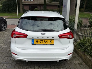 Ford Focus Wagon 1.0 EcoBoost ST Line Business / 50