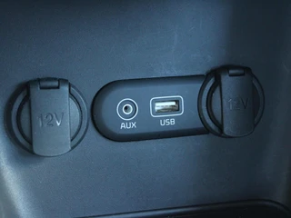 Kia Ceed 1.0 T-GDi ComfortPlusLine Navigator Trekhaak, 2e Eigenaar, Cruise Control, Carplay/Android Auto, Achteruitrijcamera, Airco / 24