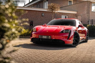 Porsche Taycan Cross Turismo 4 GTS Pakket | Garantie 01-2028 | 1e Eigenaar | 21'' Vossen | BOSE | Sportchrono | / 45
