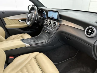 Mercedes-Benz GLC-klasse 300e 4MATIC Business Solution AMG | Panodak | Burmeister | Trekhaak | 360 Camera | Adaptive Cruise Contr. / 17