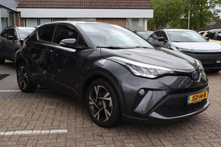 Toyota C-HR 1.8 HYBRID DYNAMIC ALL-SEASON BANDEN STOELVERW. DODEHOEKDETECTIE KEYLESS LED KOPLAMPEN PARK.SENSOREN V+A / 5