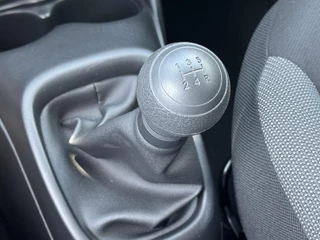 Toyota Aygo FUN 5-DEURS NL-AUTO AIRCO CENTRALE VERGRENDELING / 22