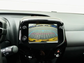 Peugeot 108 1.0 e-VTi Allure 5drs. TOP! | Open dak | Camera | Slechts 10.541km / 11