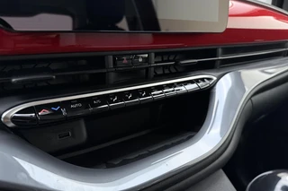 Fiat 500 1.0 Hybrid Torino Launch Edition | NIEUW UIT VOORRAAD | € 3.300 VOORRAADVOORDEEL | 8 Jaar speciale garantie | Climate control | DAB Radio | Lichtmetalen velgen / 19