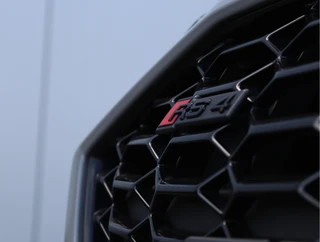 Audi A4 Avant RS4  | RS Dynamic | Pano | B&O | Massage / 10