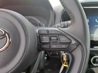 Toyota Aygo X PLAY AIRCO CAMERA AD-CRUISE APPLE/ANDROID NL-AUTO / 19