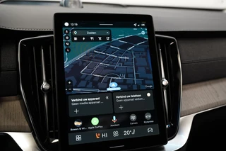 Volvo XC90 2.0 T8 Plug-in hybrid AWD Ultra Dark  Panoramadak Bowers & Wilkins Leder Memory 360 Camera 7 Persoons / 19
