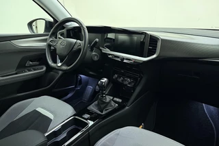 Opel Mokka 1.2 Turbo Elegance 130 PK | Weinig kilometers | Trekhaak | Navigatie | Camera | Climate control | Lichtmetalen velgen | Extra getint glas / 16