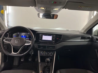 Volkswagen Polo 1.0 MPI Life / 9