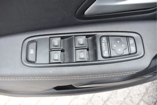 Dacia Duster 1.0 TCe 100 ECO-G Extreme ORGINEEL NEDERLANDSE AUTO ,BOEKJES,NAP EN ONDERHOUDSHISTORIE / 20