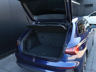 Audi A3 Sportback 30 TFSI S edition | PANO | CAMERA | NAVI | APPLE CARPLAY | CRUISE | / 17