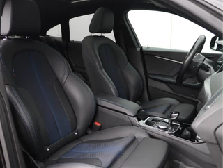 BMW 2 Serie Gran Coupé 218i Executive Edition  | M-sport | Panoramadak | NAP / 22