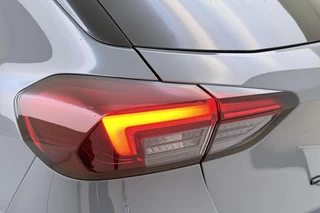 Opel Corsa 1.2 Turbo 145pk Automaat Hybrid Ultimate | DEMO | Tot 8 jaar garantie | Navigatie | Climate control | Stoelverwarming | Keyless Entry | Camera | Parkeersensoren | Alcantara bekleding | Zwart dak | 17" Lichtmetalen velgen / 33