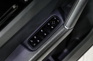 Porsche Cayenne 3.0 E-Hybrid|Pasm|Innodrive|PASM|PDLS+|Chrono / 34