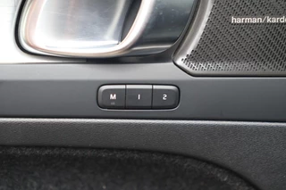 Volvo XC40 T4 Recharge Plus Bright | Stoelverwarming | Trekhaak | 360° Camera | H/K | Keyless / 30