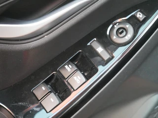 Hyundai ix20 1.6i Premium Camera| Cruise| Navi+BT / 19