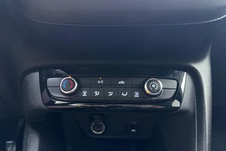Opel Corsa 1.2 Turbo 100pk Automaat Elegance | Navigatie | Apple Carplay/Android Auto | Airco | Parkeersensoren | Cruise control | LED koplampen | Lichtmetalen velgen / 24