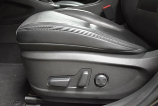 Hyundai Kona 1.6 Hybride Premium | Leder I Full options / 19