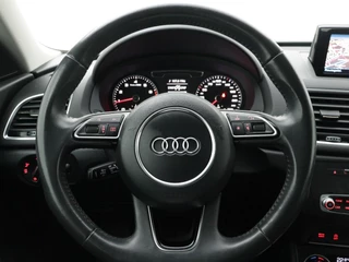 Audi Q3 1.4 TFSI CoD Automaat | Navigatie | Stoelverwarming / 16