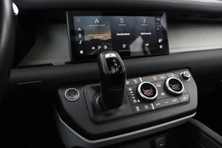 Land Rover Defender 3.0 D250 110 First Edition | MEMORY | PANO | TREKHAAK | 360° CAMERA | MERIDIAN | STOEL/STUURVERW. | CRUISE | NAVI | / 31