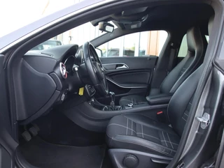Mercedes CLA-klasse 180 Business | Unieke km-stand!! | / 5