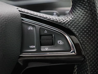 Škoda Superb Combi 1.5 TSi ACT 150 Pk Automaat Sportline Business | Trekhaak | Stoelverwarming | Panorama dak | Camera | Canton Audio | Alcantara | CarPlay | 18 Inch / 29