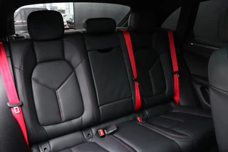 Porsche Macan 2.0 266 PK | NW MODEL | SPORTCHRONO | LEDER | PANO-DAK | MEMORY | STOELVERK. | STOEL/STUURVERW. | CAMERA | / 17