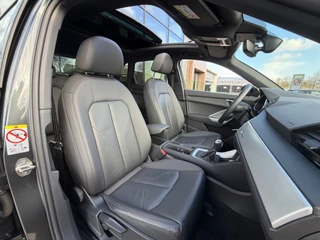 Audi Q3 45 TFSI e S-line Panoramadak | Leder | Sonos | Carplay | Led | Camera | Dode hoek | Elek. achterklep | Rijklaar incl. garantie / 24