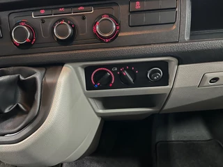 Volkswagen Transporter Kombi 2.0 TDI L1H1 9-persoons / prijs EX BTW / 24