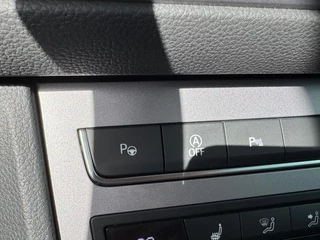 Seat Ateca 1.5 TSI FR Business Intense * Stoel + Stuur verwarming * Camera * Trekhaak / 37