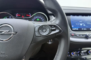 Opel Grandland X 1.6 Turbo Hybrid Elegance Automaat | Lederen bekleding | Stoelverwarming en ventilatie | Electrische achterklep | Keyless | Navigatie | DAB radio / 22