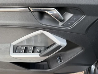 Audi Q3 45 TFSI e S edition I INCL. € 850,00 AFL.KOSTEN + BOVAG GARANTIE / 35