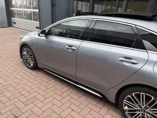 Kia ProCeed 1.5 T-GDi 160pk Automaat GT-PlusLine  SCHUIFDAK/JBL/CAMERA/DODEHOEK/AFN.TREKHAAK/18INCH / 12