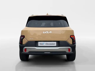 Kia EV2 Plus 42.2 kWh | Navigatie | Climate control | Adaptive cruise control | Stoel + Stuurverwarming | Parkeersensoren voor en achter + parkeercamera achter / 4