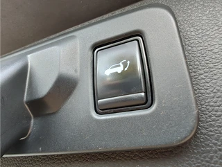 Renault Austral 1.2 E-TECH FULL HYBRID 200 ICONIC AUTOMAAT  Stuurverwarming | 360 Camera | Keyless / 13