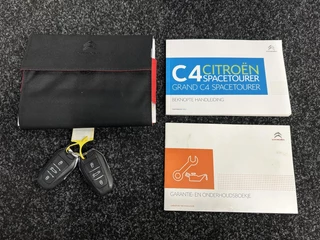 Citroen Grand C4 SpaceTourer 1.2 PureTech Business CAMERA CARPLA NAVI ECC CRUISE. / 31