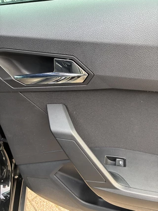 SEAT Arona 1.5 TSI EVO FR Business Intense | Climate control | Navigatie | Camera | Cruise control | Elektrisch Pakket | Parkpilot | Trekhaak | / 22