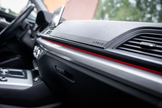 Audi Q5 50 TFSI e Quattro Pro Line | Luchtvering | Matrix LED | Inparkeersysteem | Drive select | Trekhaak | Navigatie | SoH 94% | / 67