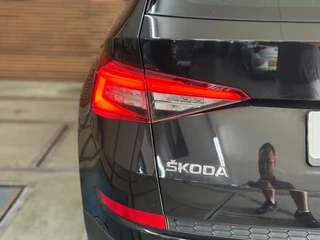 Skoda Kodiaq 1.5 TSI Ambition 7p. | 7-persoons | Carplay & Android Auto | Trekhaak | Camera | Stoelverwarming | KESSY | 18 Inch / 39