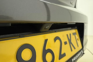 Peugeot 208 1.2T 100pk GT 3D-Cockpit l Keyless l | Achteruitrijcamera | LED l Voorstoelen Verwarmd l Apple Carplay & Android Auto 10'' l Navigatie l Lichtmetalen Velgen l Parkeersensoren / 11