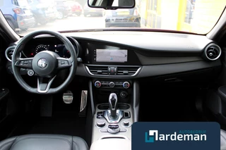 Alfa Romeo Giulia 2.0 Ti AWD | Facelift | 32DKM | Leder / 2